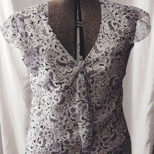 Tailor B. Moss L Black Paisley  Blouse